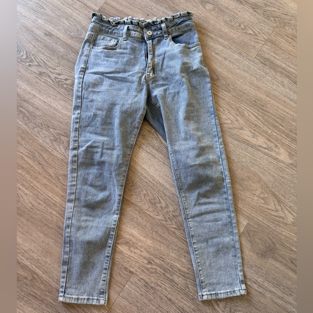 Light jeans